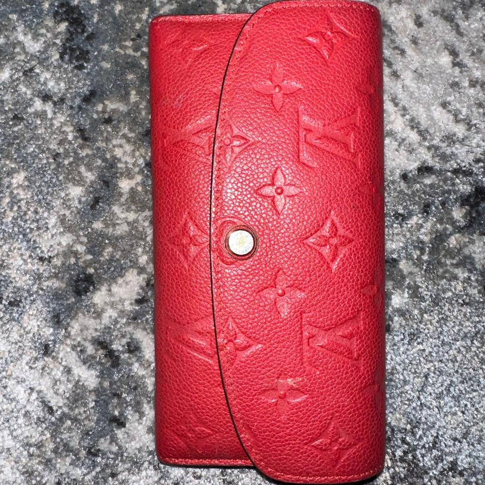 Louis Vuitton Wallet - Picture 2 of 4